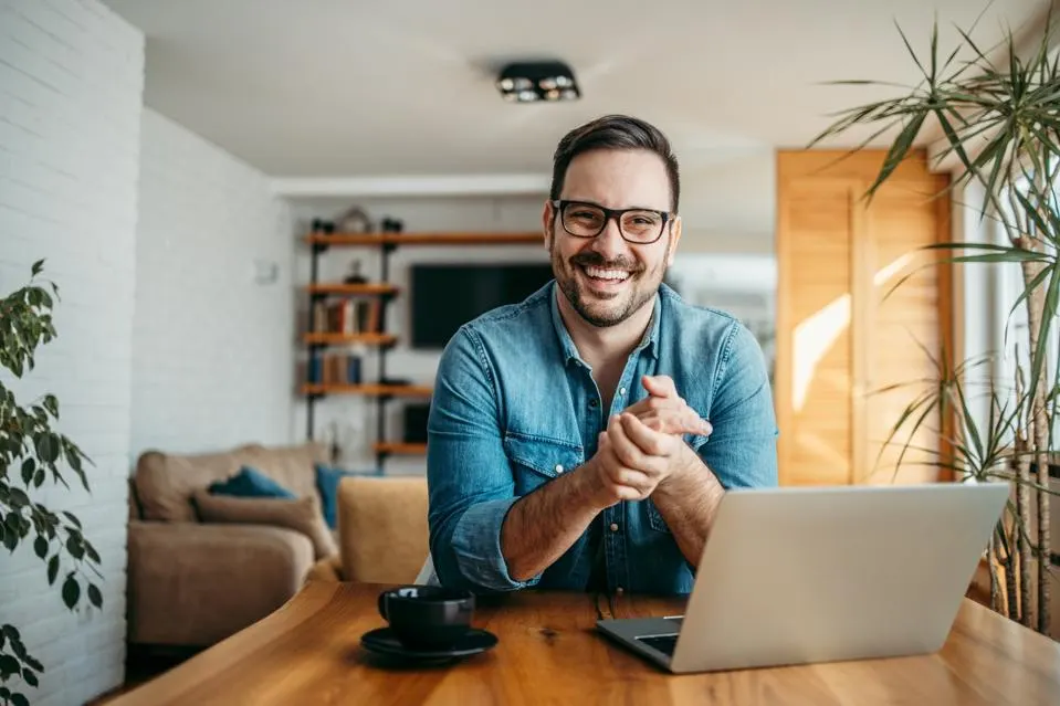 Escape 9-5 Life Remote Job Training That Opens Doors to Freedom